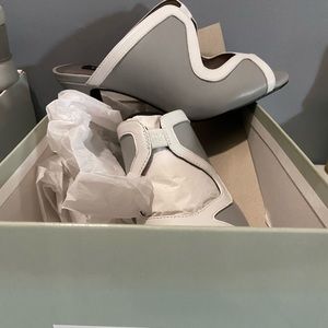 Array woman’s heels